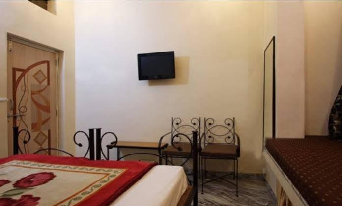 Heritage Haveli Bed & Breakfast Udaipur Exterior photo